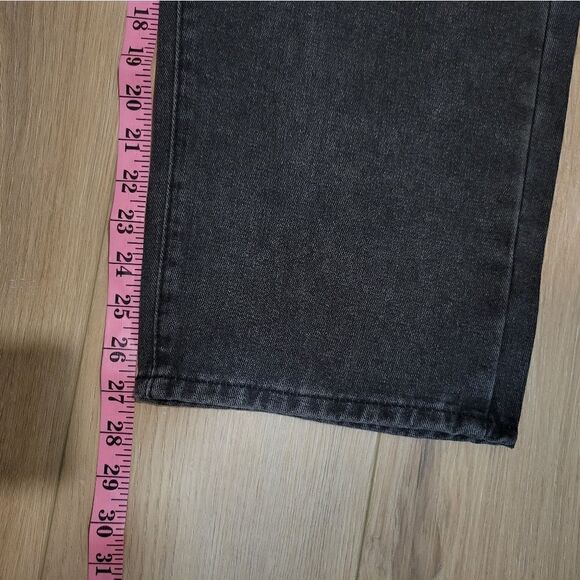 NWT Wide Leg High Rise Ankle Crop Black Jeans - Picture 11 of 12